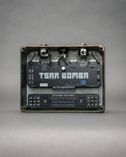 Tsar Bomba Fuzz & Octave