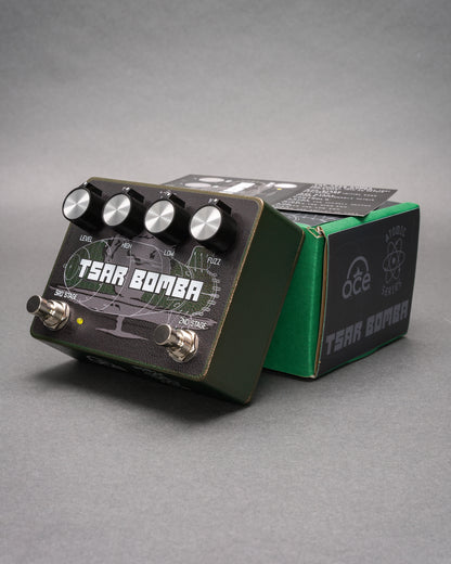 Tsar Bomba Fuzz & Octave